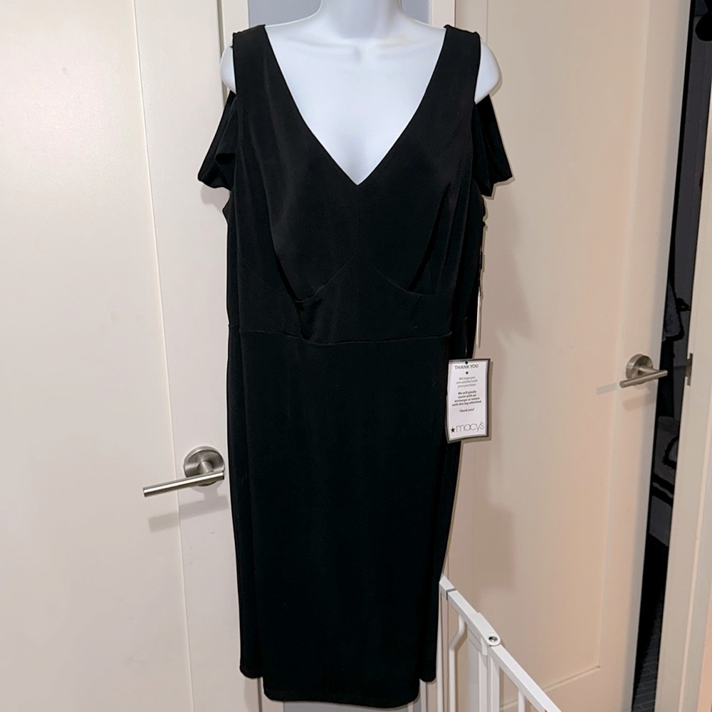 Calvin Klein Black Cold-Shoulder V-Neck Sheath Dress